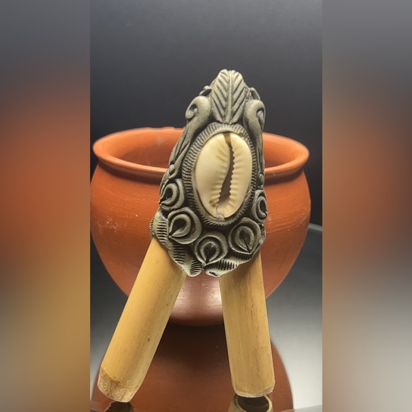 kuripe Cowrie Shell-Reiki Infused,Shamanic Tools, Snuff, Self Applicator - Picture 3 of 6